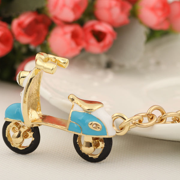 Small Cute 3D Motorcycle Keychain Fashion Rhinestone Trinket Metal Key Chain Ring for Women Gift Bag Purse Charm Pendant Jewelry